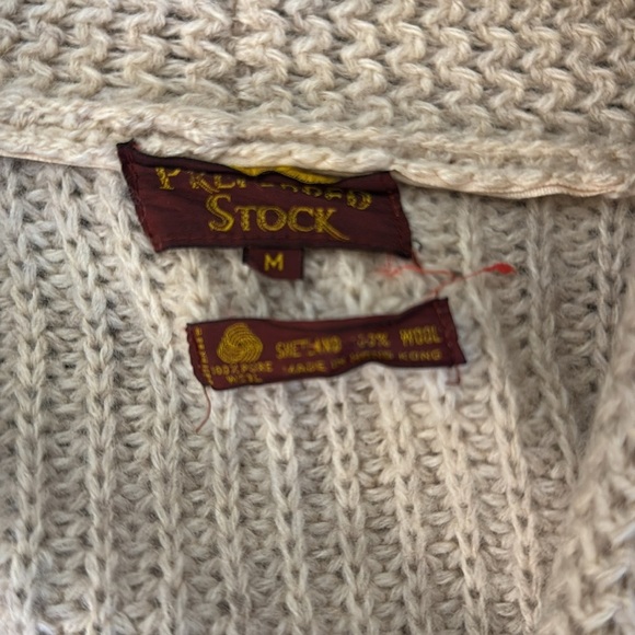 Vintage wool Tan Cable Knit Cardigan with leather buttons by preferred stock - Picture 7 of 15